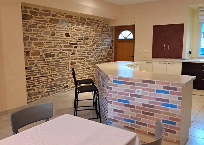 En Colocation Dans Maison בית אירוח Saint-Nicolas-de-Redon